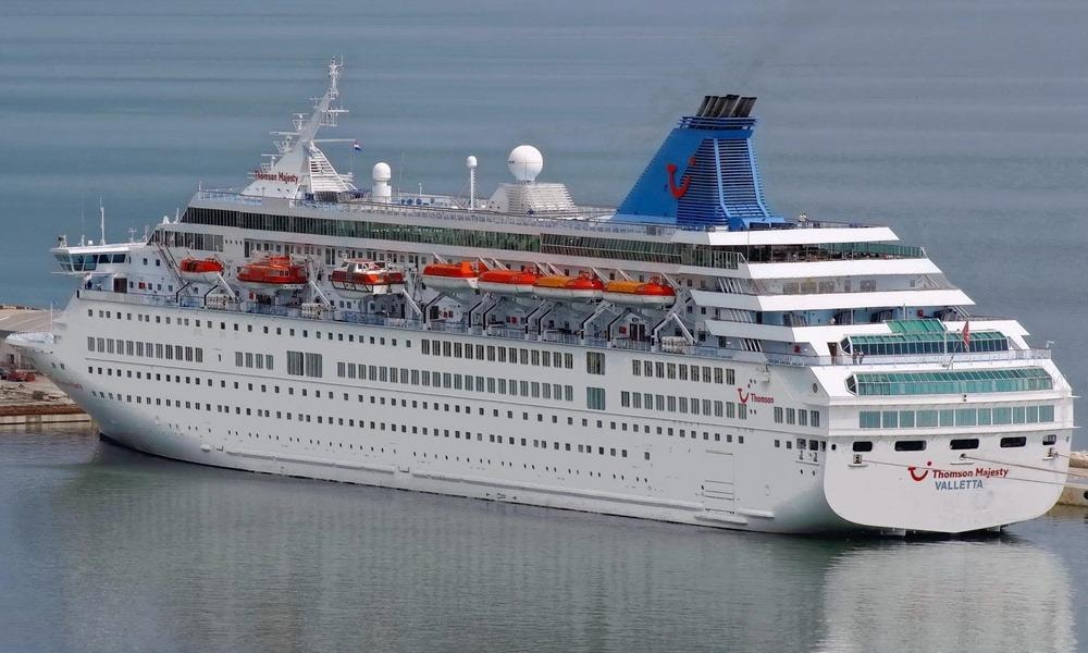 Thomson Majesty — Cruise Ship